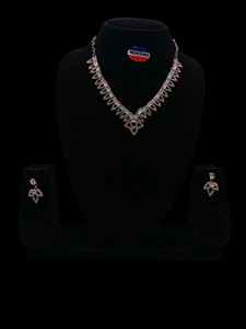 Collier boucles d'oreilles vintage en acier inoxydable émeraude à la mode ensemble de bijoux pour femmes en cuivre couleur argent pour les fiançailles - Product Image 5