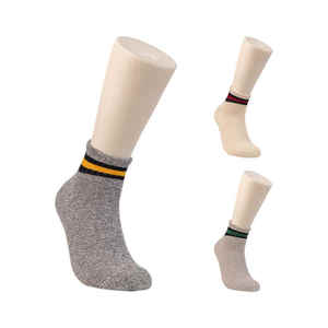 Wholesale High Quality Custom Logo Athletic <b>Socks</b> Fancy Solid Pattern Available - Product Image 2
