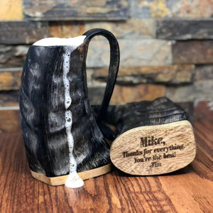 Taza de cuerno rústica única, bebida ecológica hecha a mano, taza elegante duradera, perfecta para café, té, whisky, uso en la cocina - Product Image 1