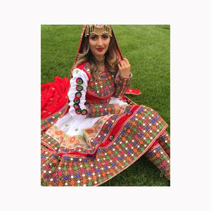 Antique Afghani Vintage Banjara Robe Avec Broderie À La Main Sur Elle Bohème Unique Robe à vendre - Product Image 1