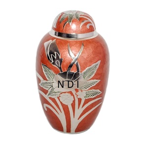 Urnas de cremación decorativas de Metal de latón para adultos de estilo clásico, urna conmemorativa de acabado personalizado - Product Image 5