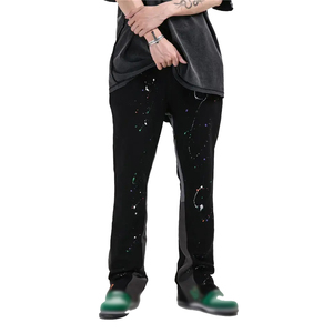 Pantalones de chándal para hombre con logotipo impreso personalizado, ropa de calle informal, pantalones de chándal acampanados, pantalones ajustados rasgados de algodón con retazos para hombre - Product Image 5
