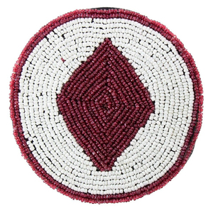 Posavasos de té con cuentas de colección artesanal con patrón de diamantes Diseño redondo hecho a mano rojo y blanco para decoración de mesa elegante - Product Image 1