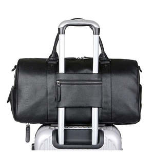 Bolsas de Viaje de Cuero de Gran Capacidad con Logotipo Personalizado, Nuevas Bolsas Deportivas Impermeables de Cuero PU de Grano Completo - Product Image 4