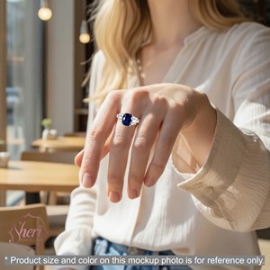 Bague de luxe élégante en or blanc massif 18 carats avec sertissage à griffes pour femme Sheri Jewels, idéale pour les soirées - Product Image 4