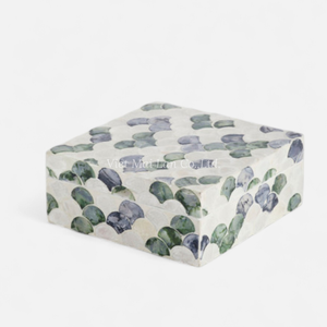 Boîte de rangement décorative en nacre faite à la main, élégante incrustation de coquillages, accent pour la maison - Product Image 1