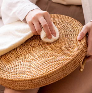 Vente en gros de beaux plateaux en rotin naturel fabriqué à la main plateau rond avec poignées en rotin ODM fabriqué au Vietnam - Product Image 3