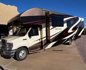 Camping-car Jayco Grayhawk 30X modèle 2017 d'occasion de qualité supérieure, disponible à la vente - Product Image 1