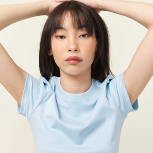 Camiseta Corta para Mujer, Algodón Silkysoft COMB40, 195-210 GSM, Corte Ajustado, Tejido Interlock Suave y Elástico, Ecológico, OEM al por Mayor - Product Image 1