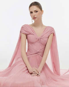 Robe de soirée élégante plissée en douceur rose féminin, fabriquée au Vietnam avec des options OEM/ODM personnalisables disponibles - Product Image 2