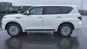 MEJORES OFERTAS PARA Nissan Patrol LE 5.6L Gasolina Automático USADO - Product Image 3