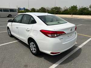 Toyota Yaris Hatchback 2024 Usado Barato, Tracción Total, Asientos de Cuero, Control de Clima Automático, 5 Plazas, Faros LED - Product Image 2