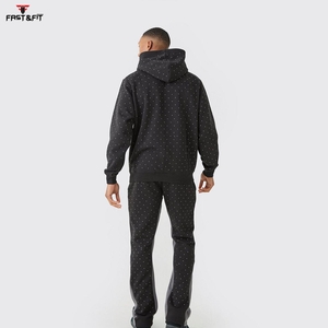 2025 Top Trending Chándal de manga larga para hombre Material de algodón de alta calidad Logotipo personalizado Impresión de diamantes de imitación con capucha para invierno - Product Image 2