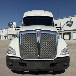 Camion semi-remorque T680 d'occasion économique 2021 - Camion avec cabine couchante à toit surélevé de 76 pouces, 450 CV, boîte automatique à 12 vitesses, AVEC GARANTIE - Product Image 1