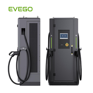 Station de recharge rapide pour véhicules électriques 60kW-240kW avec écran 7 pouces, CCS1/CCS2/NACS/GB/T, compatible OCPP - Product Image 2