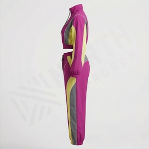 Chaqueta cortavientos con capucha para mujer, de invierno, con dos paneles, para correr, con cordón ajustable, con franjas laterales, personalizable, reversible, atlética - Product Image 3