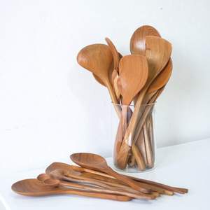 Cuillère à salade en teck massif Laura, écologique, moderne, solide et durable, finition brun naturel, meubles de cuisine - Product Image 6