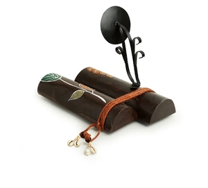 Bougeoir mural peint à la main Shades of a Leaf en bougeoirs en bois de teck pour la décoration de Noël Scones en bois rustiques - Product Image 4