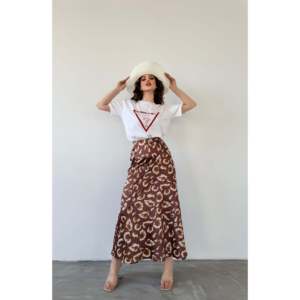 กระโปรงผ้าซาตินลายแมกซี่เอวธรรมชาติมีคุณสมบัติมันวาว - Product Image 2