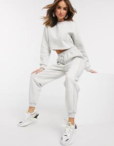 Ensemble sweat à capuche et pantalon de survêtement en coton épais personnalisé avec broderie d'un patch imprimé DTG et ensemble de sweat à capuche à double taille - Product Image 3