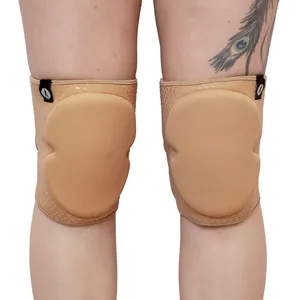 SHEMAX TAN GRIPPY RODILLERAS Extra Gruesas Relleno de 12mm con Gel Grip Horse Products - Product Image 4