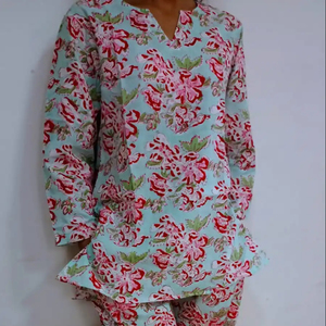 Robe de nuit longue au sol en coton à imprimé floral pour femme Taille naturelle pour Silhouette Vacances Occasion Tailles jusqu'à 6XL - Product Image 1