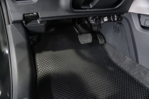 Tapetes de PVC KATA de 5mm de Grosor para Mitsubishi Xpander, Ajuste Personalizado 5D, Juego Completo de 3 Piezas, Impermeables, Fáciles de Limpiar, Sin Olor - Product Image 5