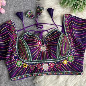 ผ้าไหมอิตาลีพร้อมกระจกเงาผู้ผลิตและผู้จัดจำหน่ายจาก Surat ในอัตราต่ำสุด - Product Image 1