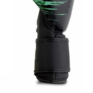 Gants de boxe professionnels imperméables en cuir PU conception personnalisée pour la musculation et l'équipement de compétition - Product Image 4