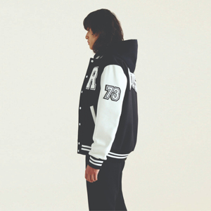 แจ็กเก็ตเบสบอลชายเสื้อแจ็กเก็ตทีมเบสบอลผ้ากำมะหยี่ทรงหลวมดีไซน์ใหม่ - Product Image 3