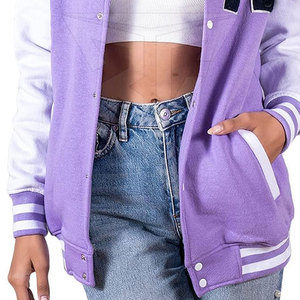 Vestes Letterman pour femmes en tricot, fabriquées au Pakistan, à col montant, personnalisables, imperméables, respirantes et à séchage rapide, en matière de qualité supérieure pour l'hiver - Product Image 6