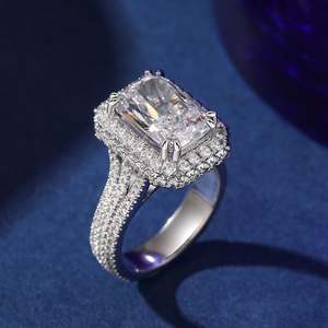 Bague Jeulia en argent sterling plaqué or rose avec halo de pierres taille émeraude et éclat captivant - Product Image 6