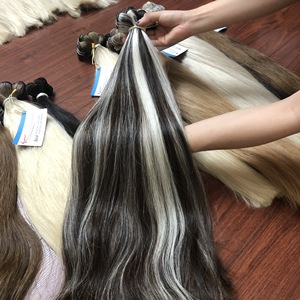 Vente en gros d'extensions de cheveux vietnamiens lisses naturels de trame de cheveux 100% doublement étirés de couleur personnalisée - Product Image 1