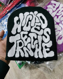 Top qualité fabriqué au Pakistan femmes Y2k Beanie chapeau Slouchy tricoté bonnets Y2k accessoires casquettes graphique Bonnet Bonnet - Product Image 4