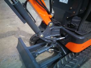 รถขุดขนาดเล็ก1ตันโมเดลใหม่เครื่องยนต์ Kubota - Product Image 5