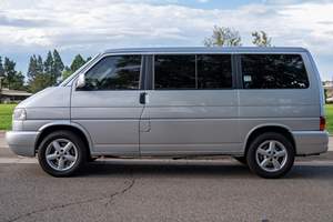 Volkswagen EuroVan GLS 2003 Usado, Volante a la Izquierda/Derecha - Product Image 3