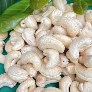 เม็ดมะม่วงหิมพานต์ดิบ เกรด W180 คุณภาพสูง ราคาดีที่สุด นำเข้าจากเวียดนาม ส่งออกไปยังเอเชีย ยุโรป และตะวันออกกลาง จาก SANTIGO - Product Image 1