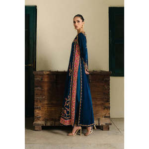 Conjuntos de Traje para Mujer Aneeka Ruknuddin VANI Rumi, Colección Formal de Terciopelo '25 TC-1467 para Bodas - Product Image 4