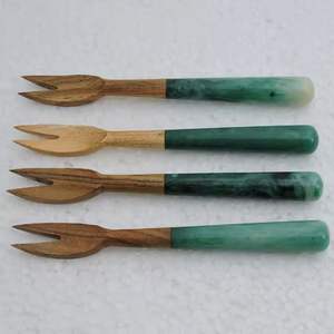 Vaisselle en bois de vente directe d'usine Fourchette en bois moderne avec manche en résine Ensemble de couverts - Product Image 3