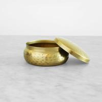 Boîte métallique la plus populaire Un petit récipient métallique conçu pour contenir des pilules ou d'autres petits objets personnels