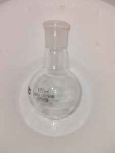 Frasco de Vidrio Borosilicato de Boca Estrecha y Fondo Redondo con Tapón de Vidrio Rectificado, Transparente, Capacidad de 100 ml para Uso en Laboratorio - Product Image 3