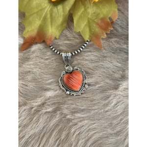 Pendentif artisanal en pierre d'huître barbelée du Sud-Ouest avec attache en argent sterling - Product Image 4