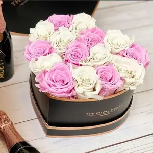 Caja de regalo en forma de corazón de fresa Chocolate dulce de cartón de lujo caja de flores con ventana transparente