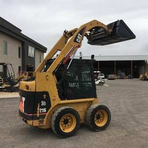 COMPRA MINICARGADORA CATERPILLAR 216 - Product Image 1