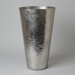 Maceta de Metal hecha a mano decorativa antigua de lujo perfectamente creada para estilo y decoración de jardín interior y exterior de temporada - Product Image 6