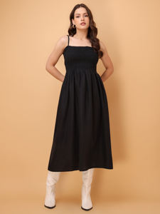 Robe sans manches en coton mélangé, coupe ajustée et évasée, noire, pour femmes - Product Image 1