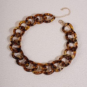 Cadena de eslabones de resina, amada por los artesanos de joyería y los estilistas de moda, diseñada para las tendencias de la joyería, fácil de usar. - Product Image 5