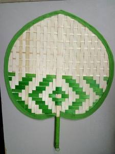 Abanico de Mano de Bambú Cultural de Vietnam/Abanico de Palma - Sra. Beatrix - Product Image 5