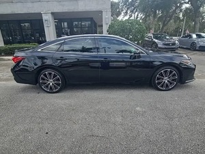 รถยนต์โตโยต้า อวาลอน XLE Touring ปี 2019 รถซีดานหรูมือสอง ขาย / รถยนต์มือสอง โตโยต้า อวาลอน XLE Touring - Product Image 3