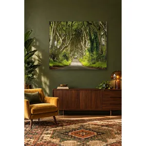 ภาพพิมพ์บนผ้าใบถนนอุโมงค์สีเขียวฟิดาที่มีต้นไม้เต็มทาง - Product Image 2